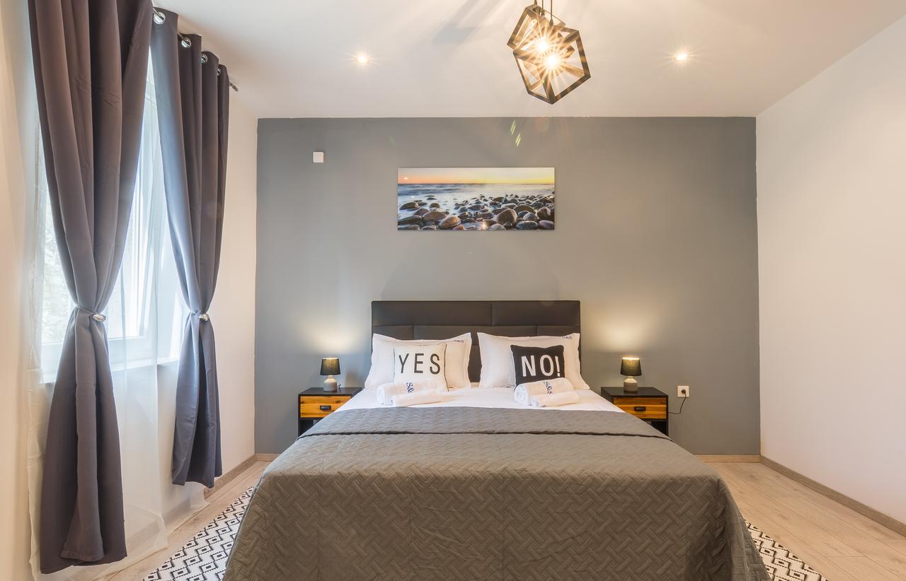Rooms Sea & Sun With Private Parking Zadar Exterior foto