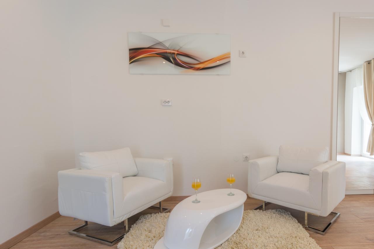 Rooms Sea & Sun With Private Parking Zadar Exterior foto