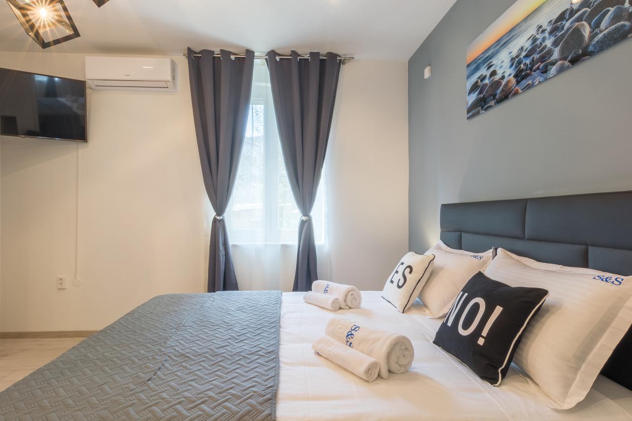 Rooms Sea & Sun With Private Parking Zadar Exterior foto